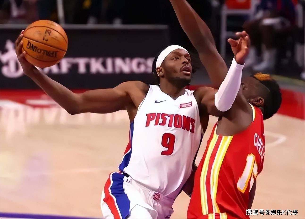 爱游戏手机版-柔道赛场再起风云：东海青龙队小胜陇右火狐队，脚步移动更到位禁区内连续解围的简单介绍